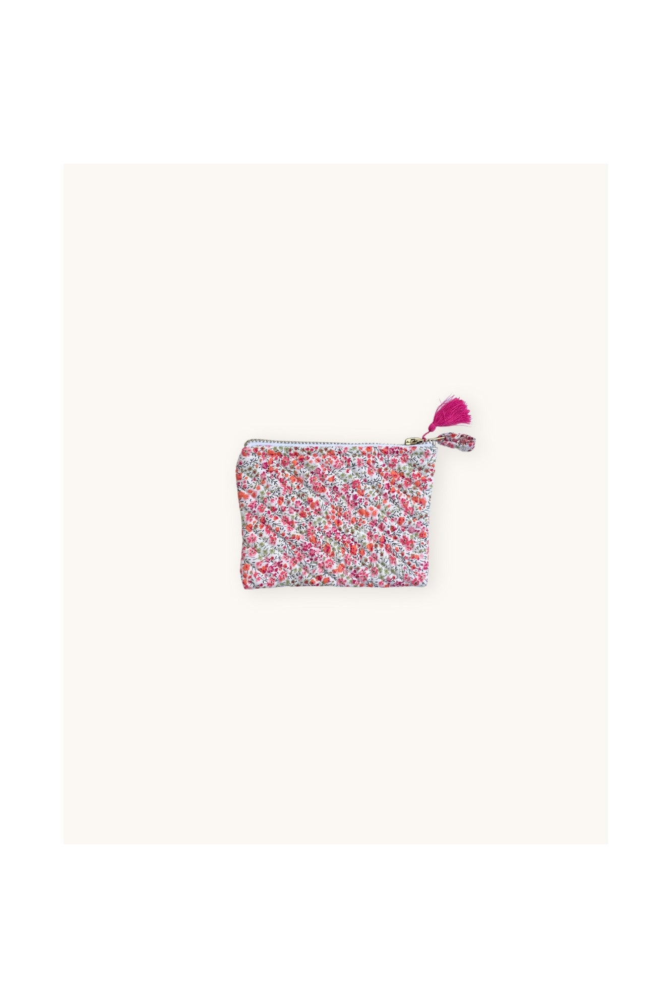 Quilted flat pouch