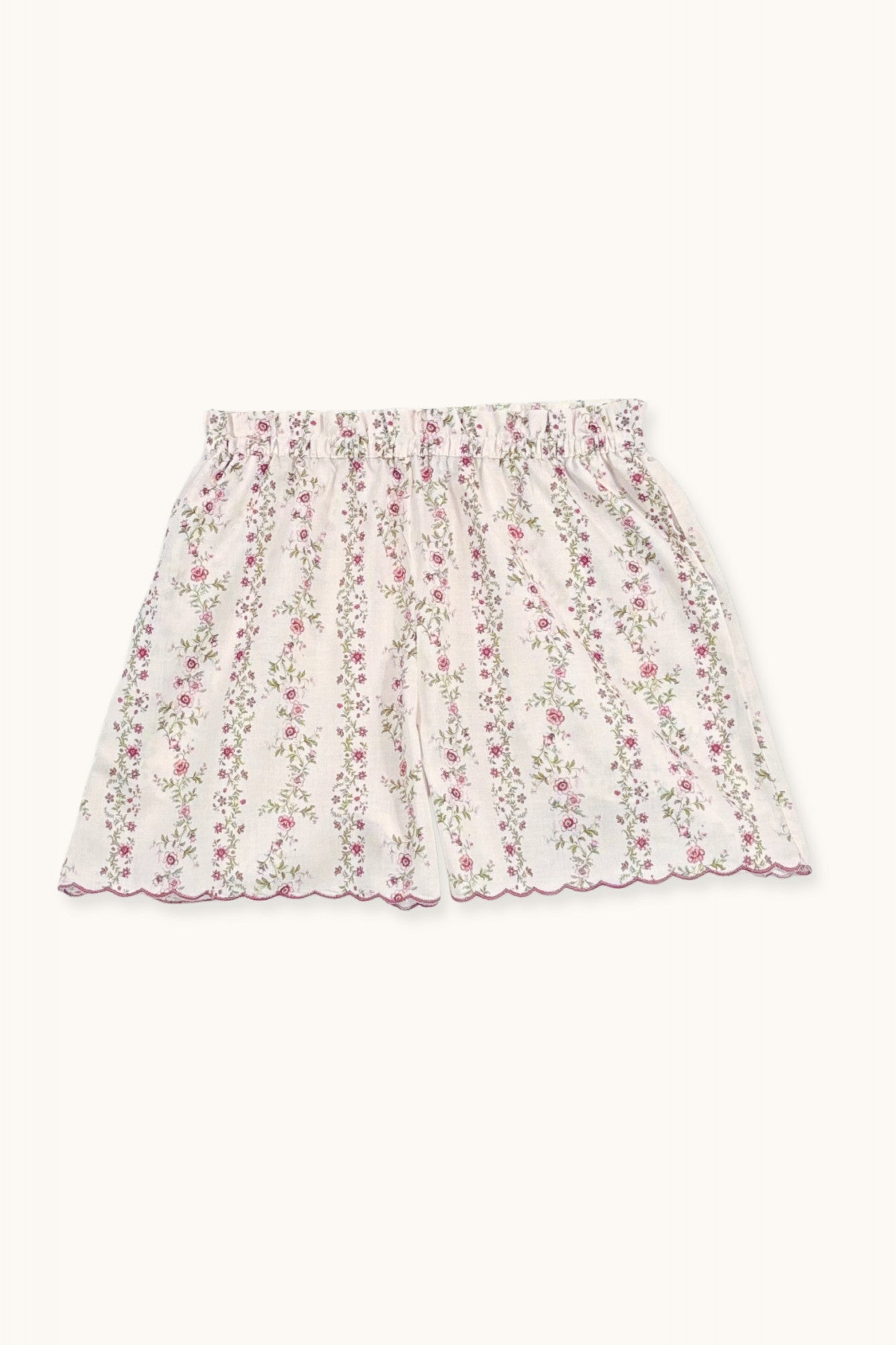 Riviera shorts scalloped edge